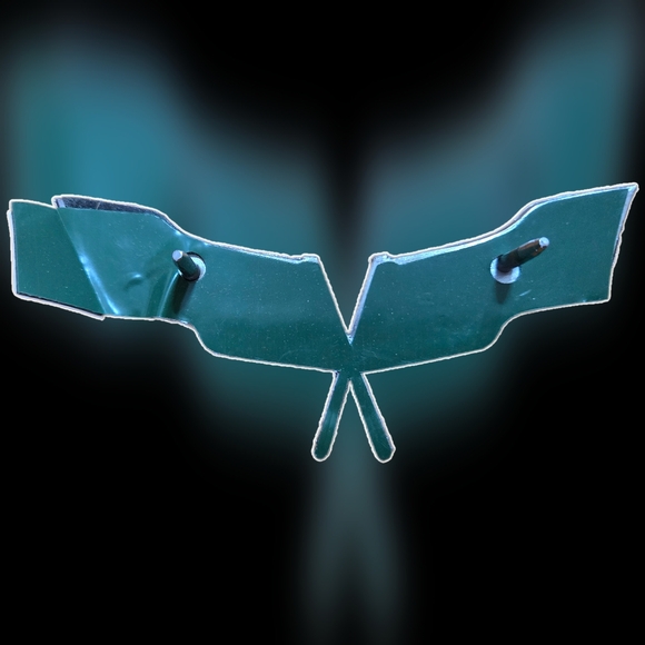 NIB 1977-1979 Corvette Front Emblem - Picture 2 of 3